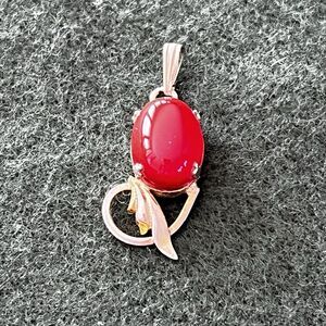 Vintage Red Carnelian Gemstone Pendant 1/20 12K Gold Filled Marked JJJ 70-80's